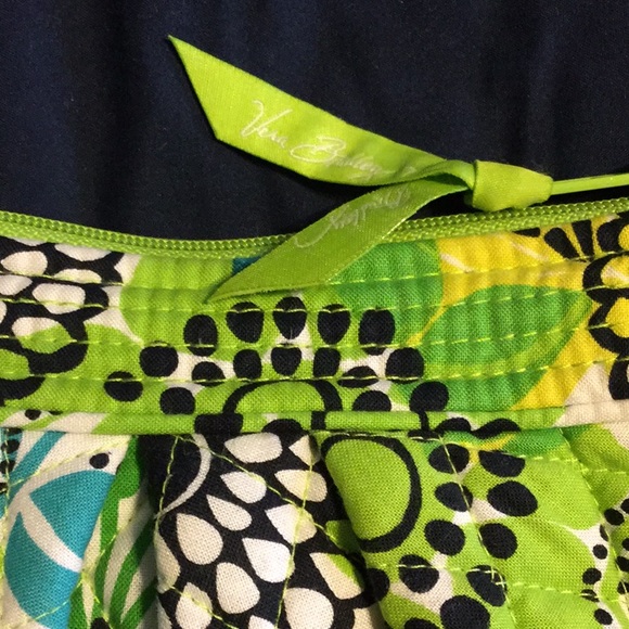 Vera Bradley Cross Body Bag - Picture 3 of 5
